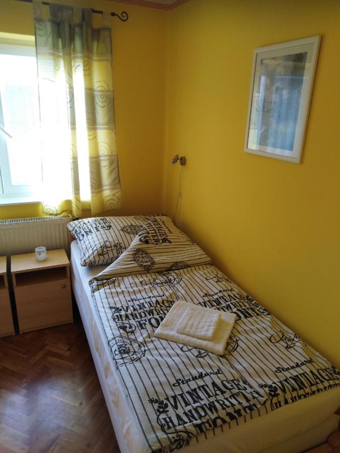 Arinza Apartman Vendeghaz Mezőkövesd Buitenkant foto
