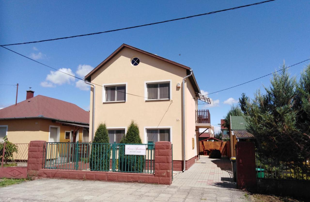 Arinza Apartman Vendeghaz Mezőkövesd Buitenkant foto